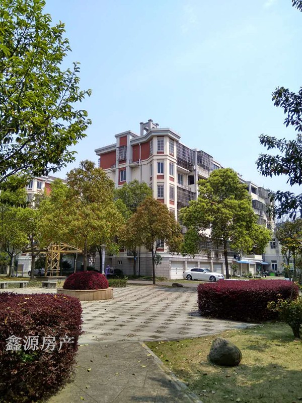 嘉都苑包括阁楼156+车库直接房源钥匙在