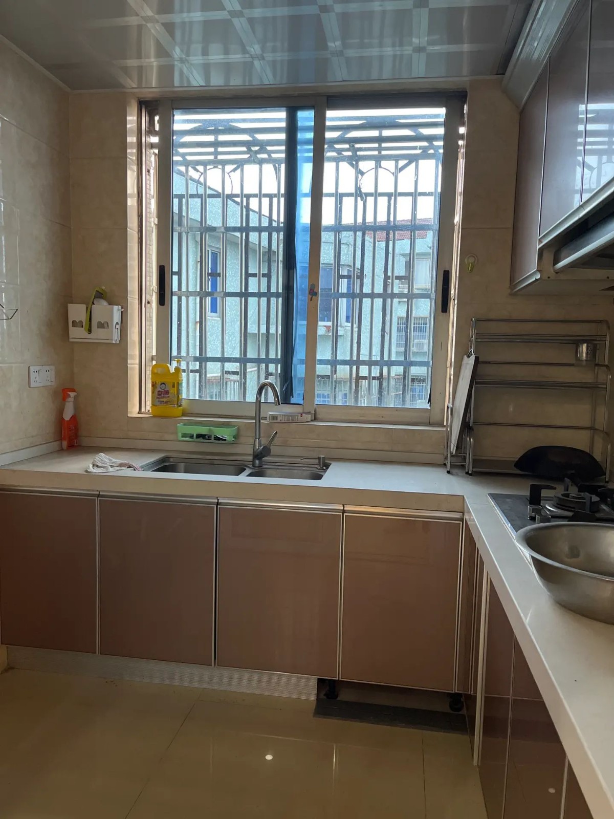 园丁新村 精装 75平60.8万实验四小