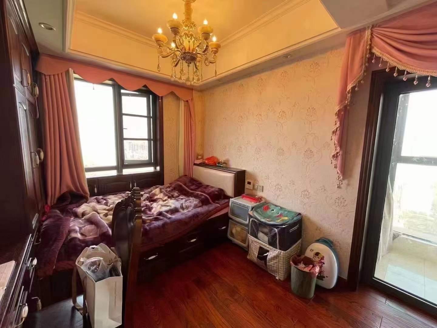 御龙公寓145平+车位豪装可读实验上林