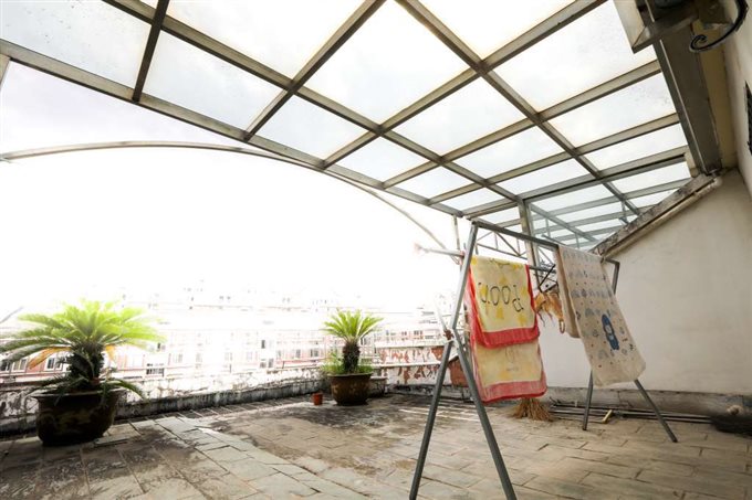 园丁新村 精装复式住宅 阳光房送阁楼