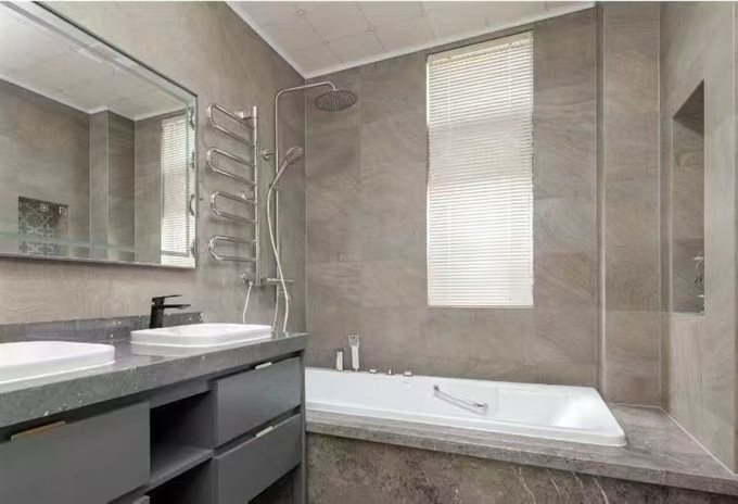 阳光城好楼层边套144平带双车位精装