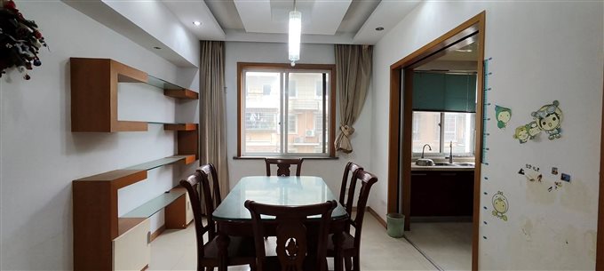 隆兴家园 精装149平方150万带车库