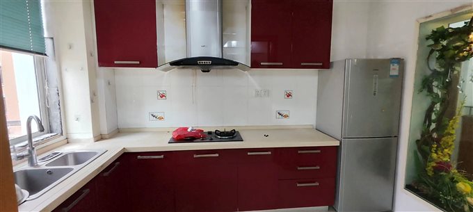 隆兴家园 精装149平方150万带车库