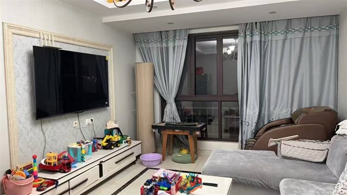 阳光城一期元亨雅园113平精装168万