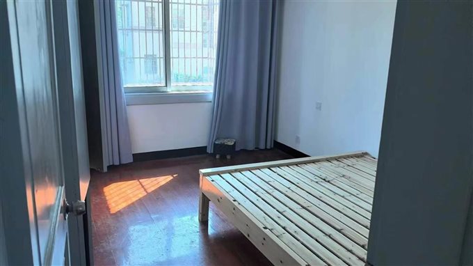 新城中心89平+架空层16平精装直接房源