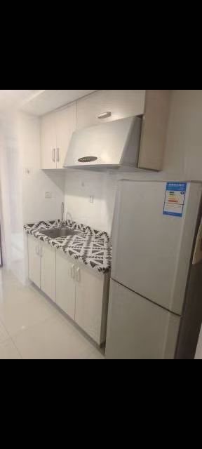 财富中心42平43.8万单身公寓