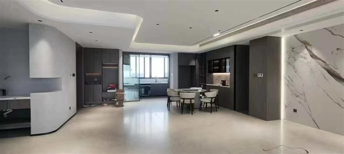 花样年172平中间层东边套豪装468万