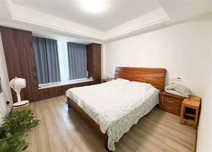 祥生望玥府洋房123平精装带车位储藏间