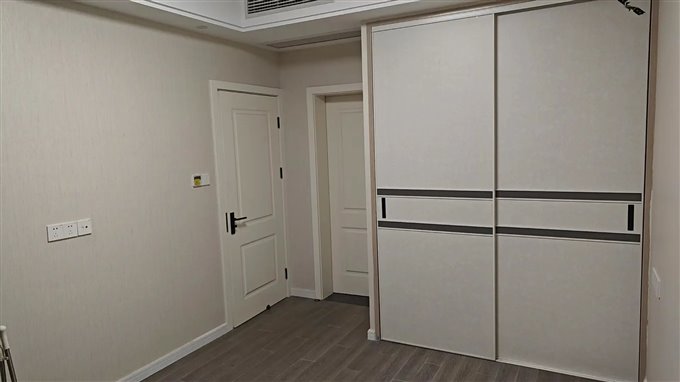 盛泰嘉苑107平精装满五唯一140万