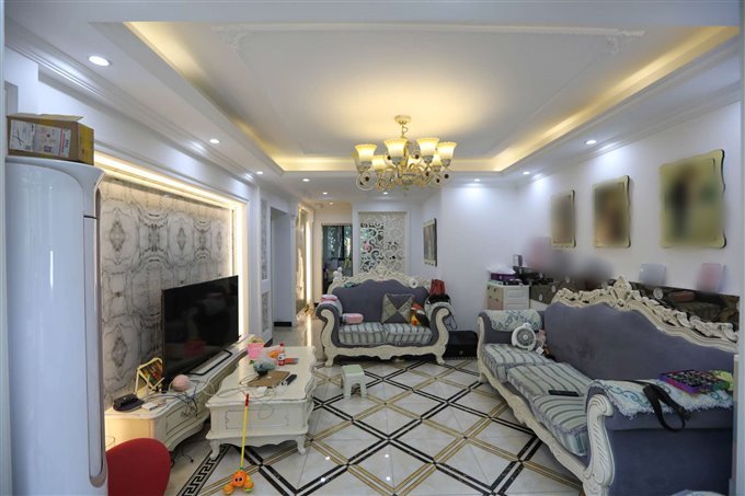 城市桃源 一复二 满五唯一89平135万