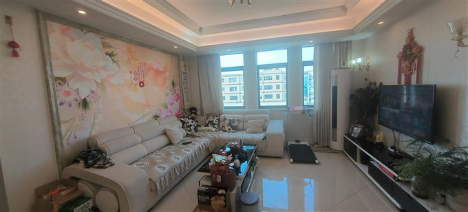 美莛花苑117平126万满五唯一带车位