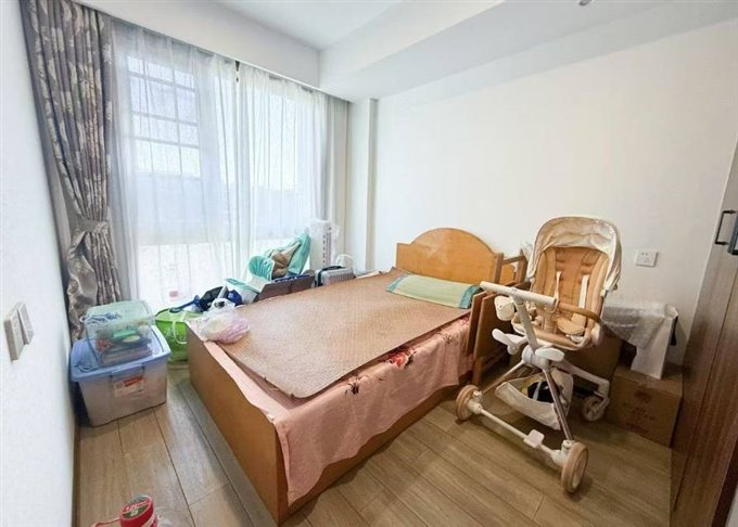 祥生望玥府洋房123平精装258万满2年