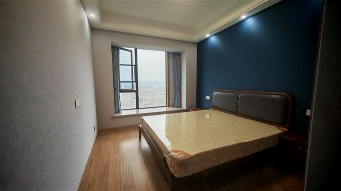 元亨雅园135平230万送车位边套