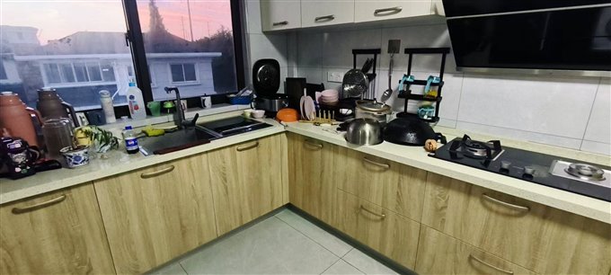 越溪梅园三楼顶复边套150平精装249万