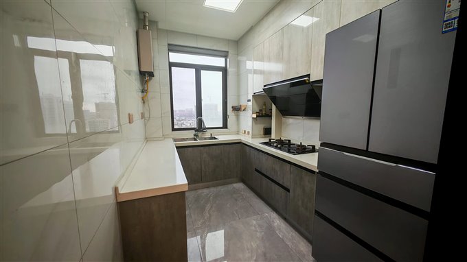 元亨雅园135平230万送车位边套