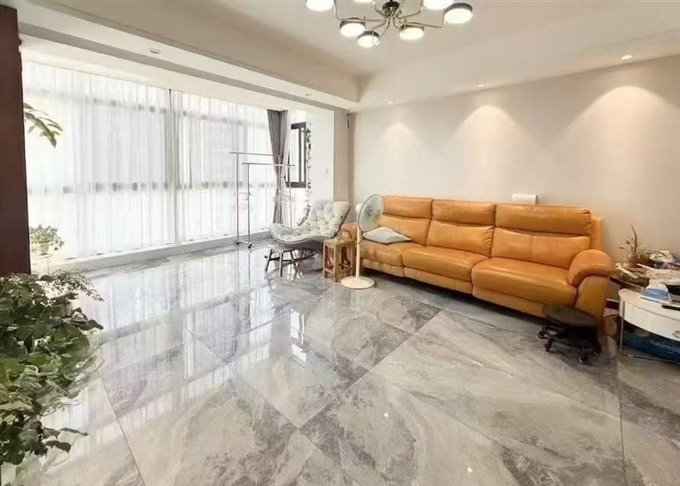 祥生望玥府洋房123平精装243万满2年