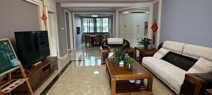 慈吉陪读好房银桂苑 带车位 4200/月