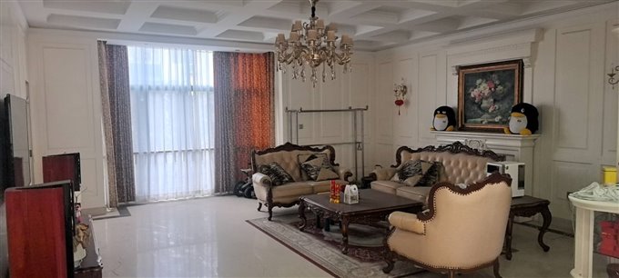 东方明珠上叠