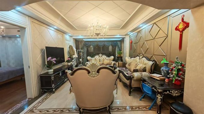 白金湾143平豪装178.8万