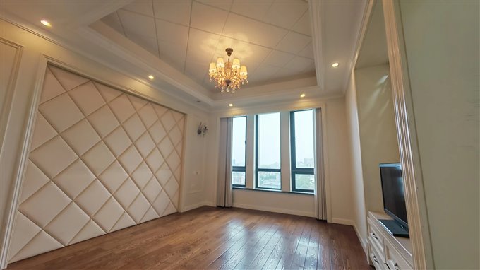 美域花苑 精装141平方265万带车位