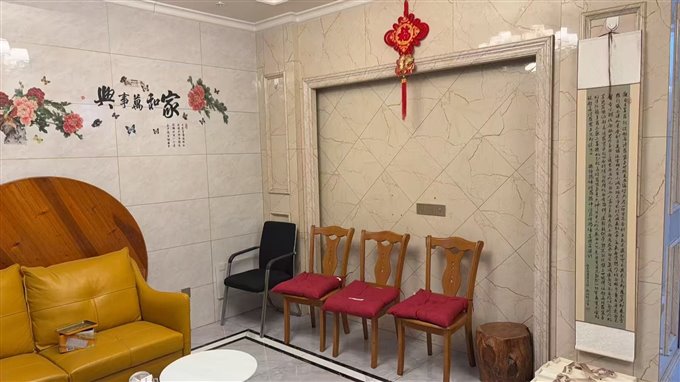 剑南家苑风雅苑三间二楼全新精装修急卖