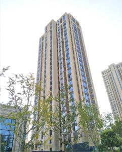 江滨之城