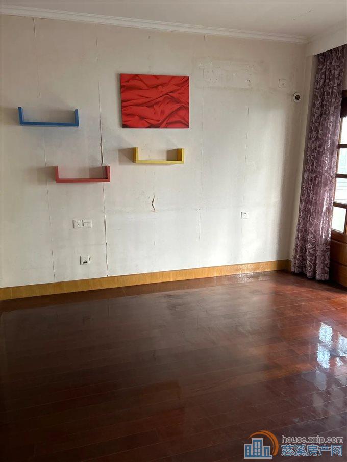 童家新村简装139平128万带杂物间