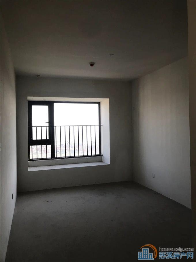 红星天铂佳苑115平92.8万带车位