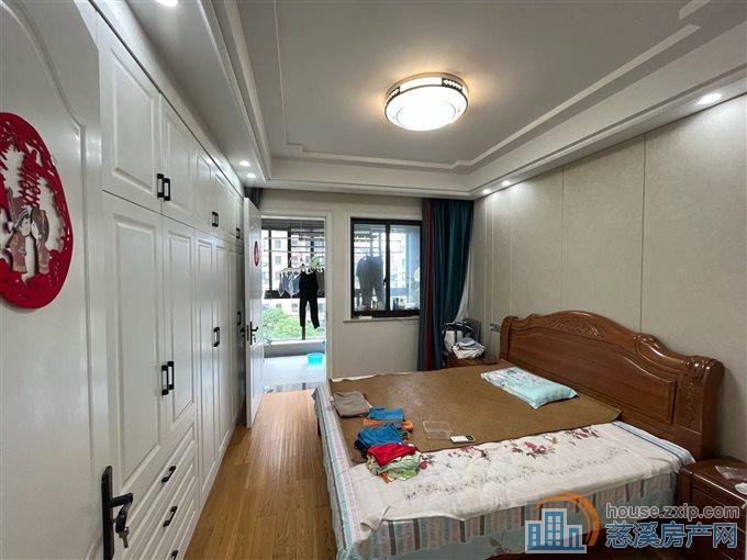 元亨雅园  精装修 带车位 满两年