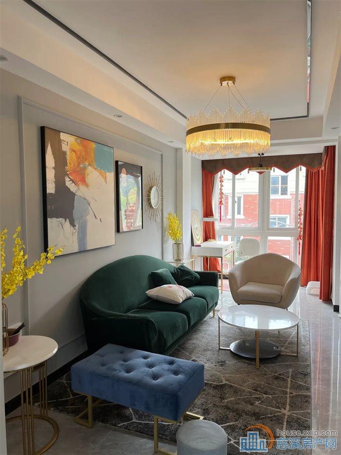 景和家园精装出售75平92.8万