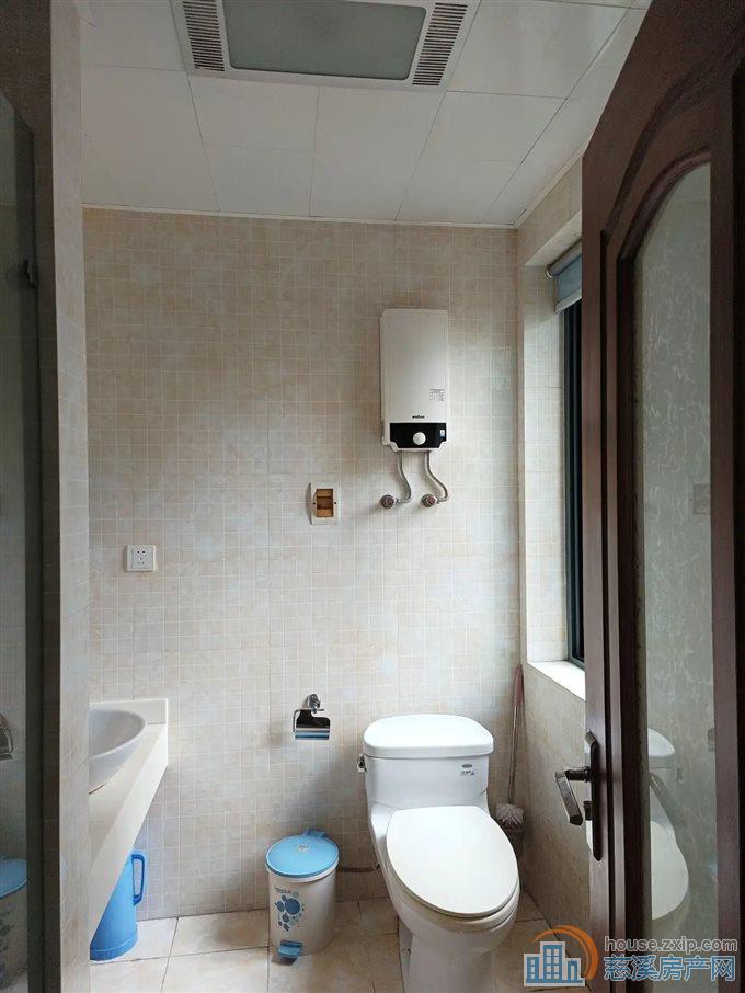 富丽湾景苑 精装保养好 双套房 带车位