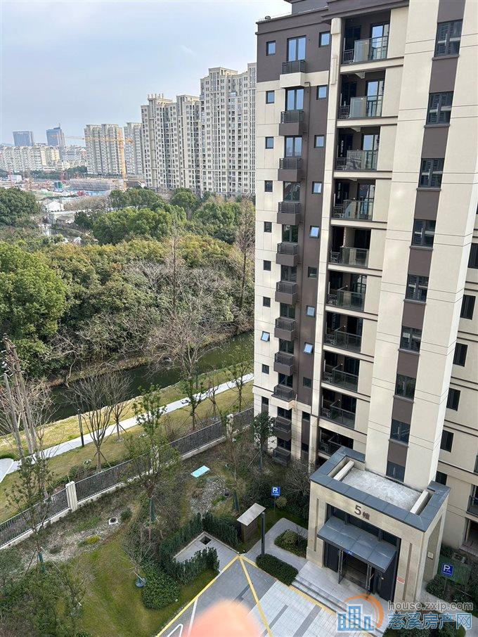 桃溪云庐洋房中上楼层115平毛坯168万