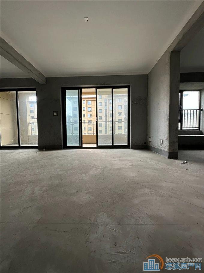 特价 佳洲锦苑 电梯洋房，四开间朝南边套