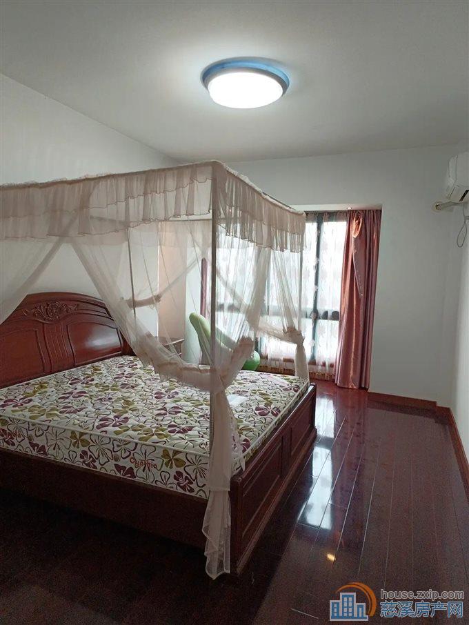 富丽湾景苑 精装保养好 双套房 送车位