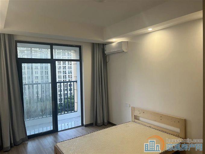 新潮塘南苑163平226万带车位文锦