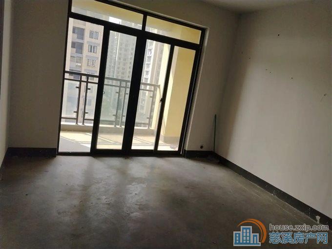 明月佳苑 不靠高架,采光无影响