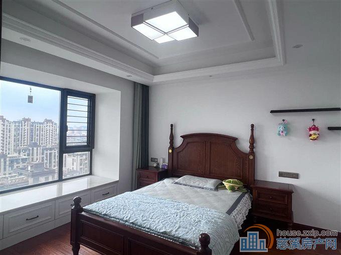 金仕华庭 豪装142平方310万黄金楼层