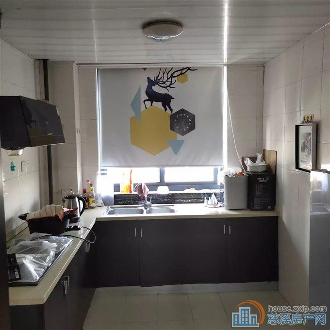 美华银桂苑131平165万送车位满五唯一