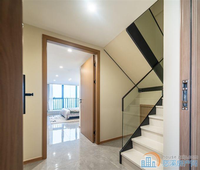 博洋水映天成 买一层送一层精装公寓65万