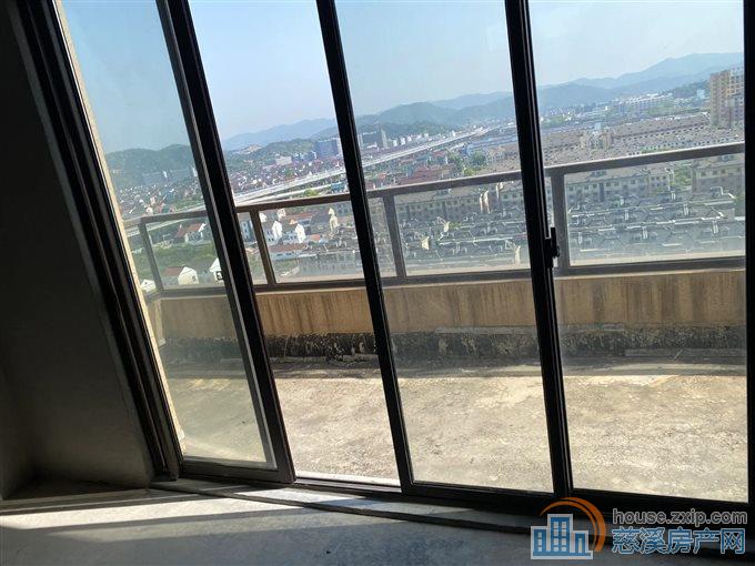 慈吉边上顶复元亨雅苑396万