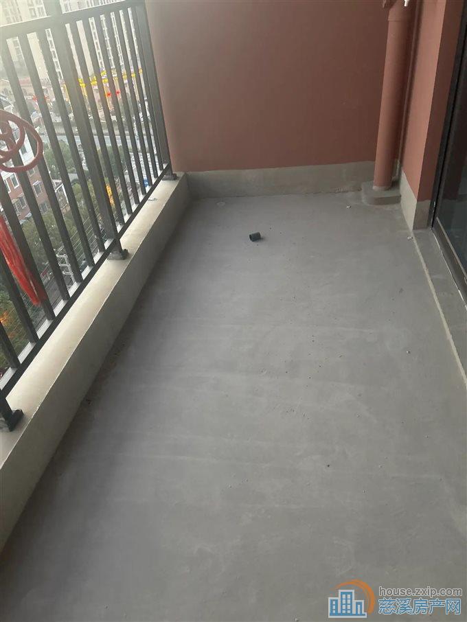 急急急 崇寿育慧湾花苑75平58万带车位