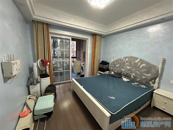 元亨雅园112平175万市中心地段