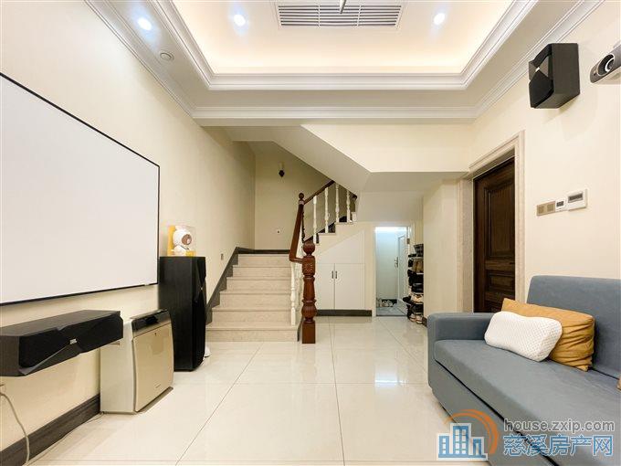 复地御溪雅苑二期 别墅 豪装 双车位