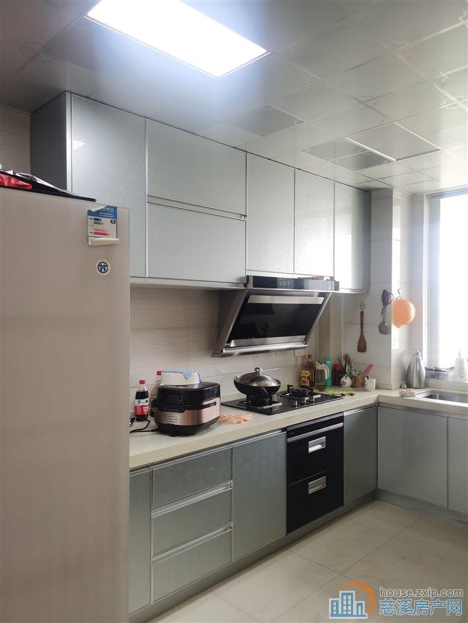 实验三小XQ房 缔景湾多套直接房源精装