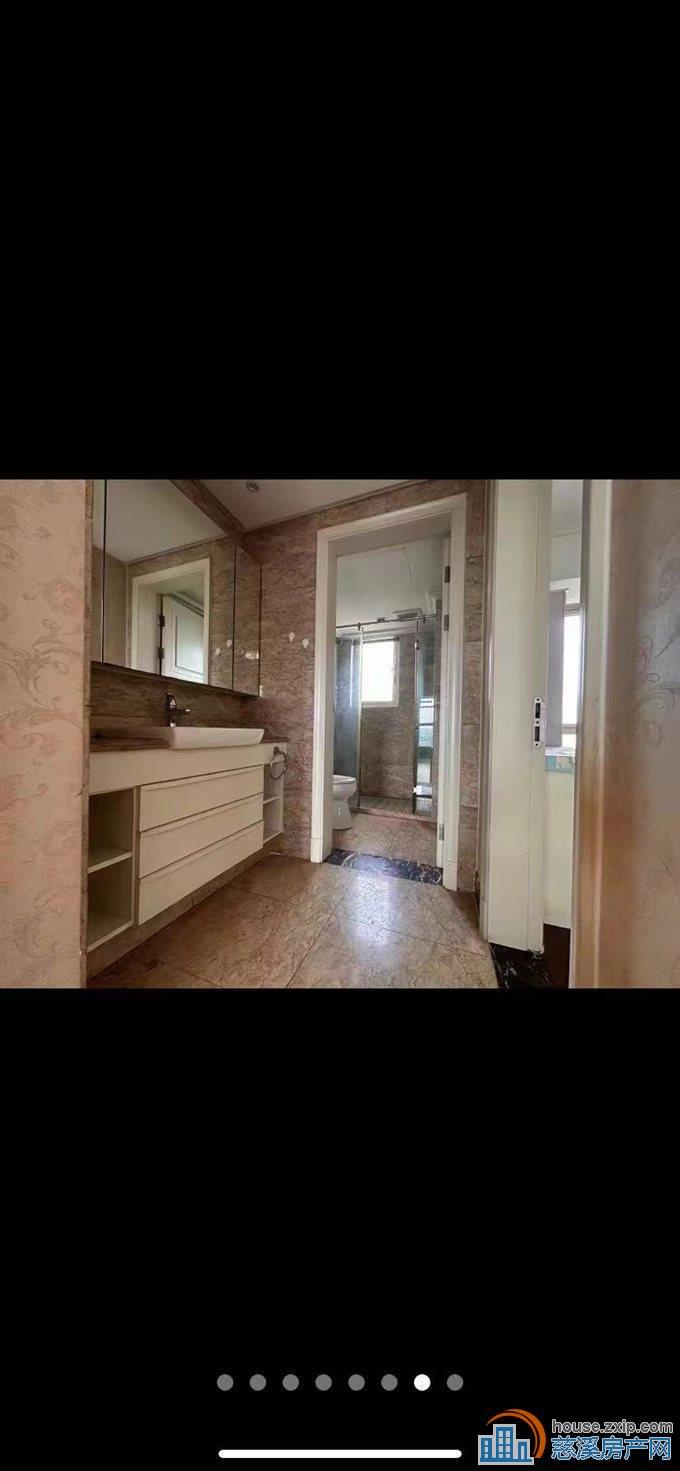 提香公寓东边套90平方+车位精装直接钥匙