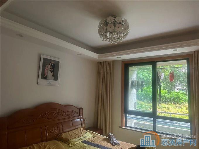 城市桃源84平109万带地下室杂物间