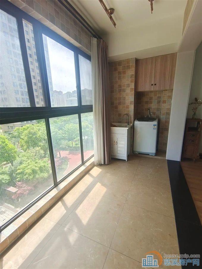 盛泰嘉苑107平156万两居室