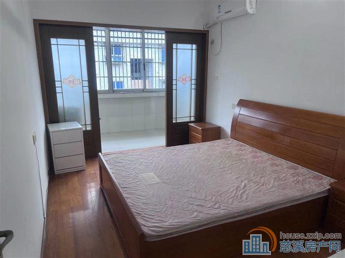 出租园丁新村4楼2室独家委托