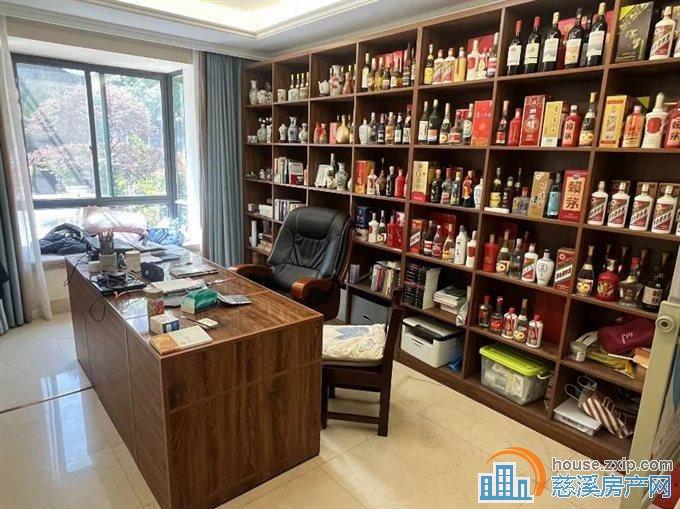 时代华都一复二楼豪装带花园直接房源钥匙