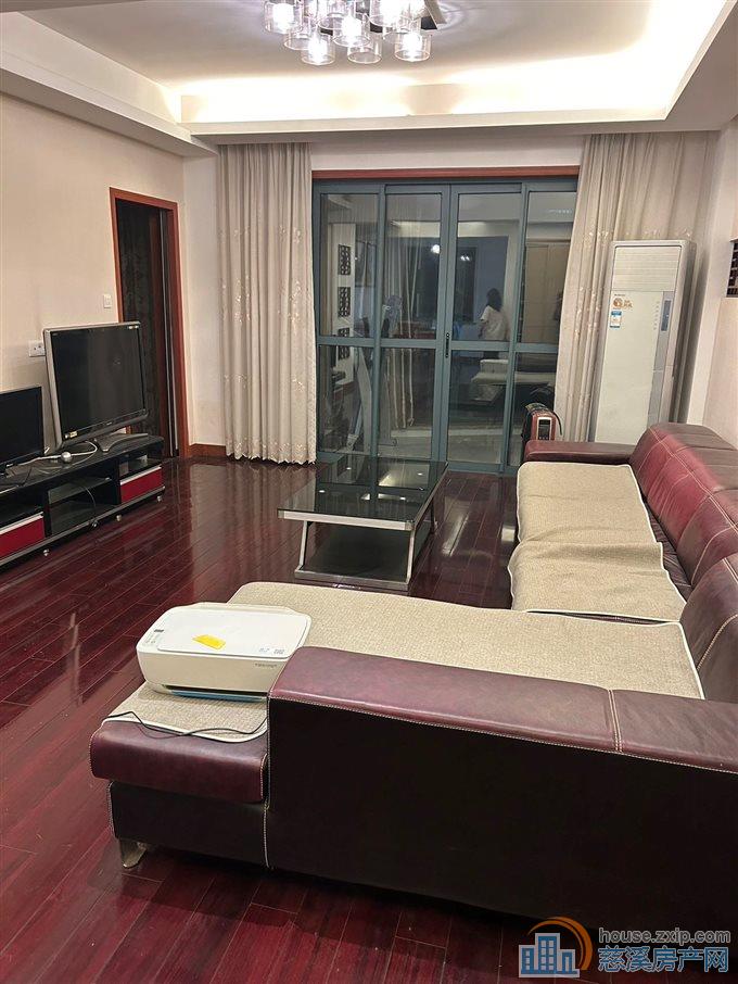 富丽湾东边套143平精装修136万直接